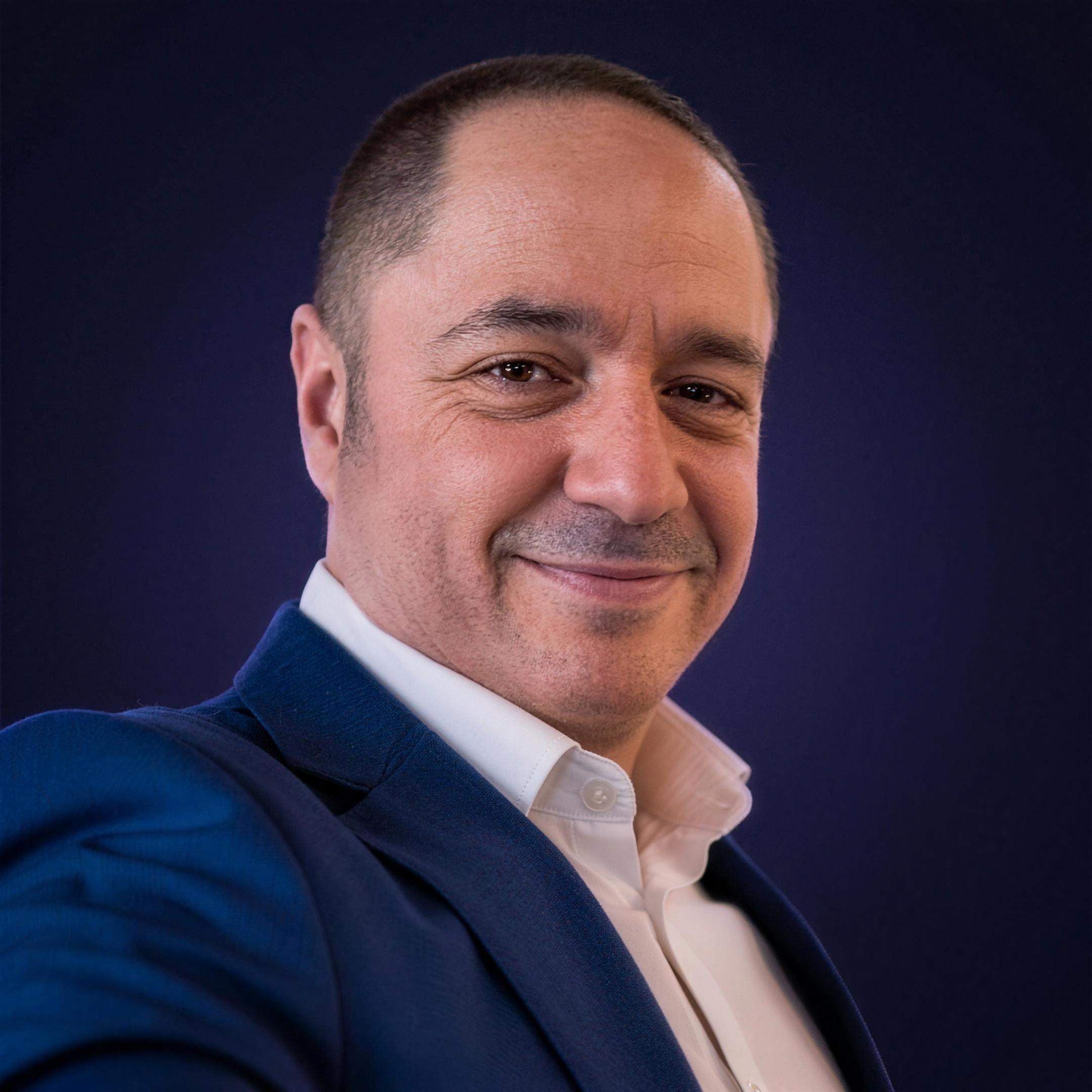 Nathan Romano, fundador de Mente AbiertIA